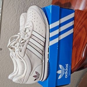 Adidas Originals Detroit W Bone Women's size 8